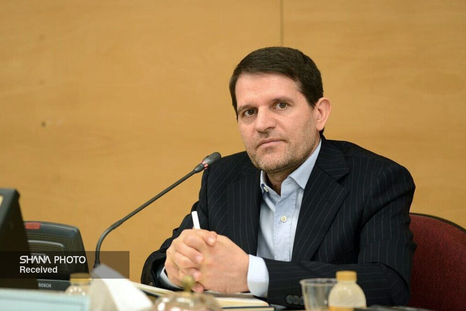 پژوهش و فناوری باید در خدمت تولید باشد